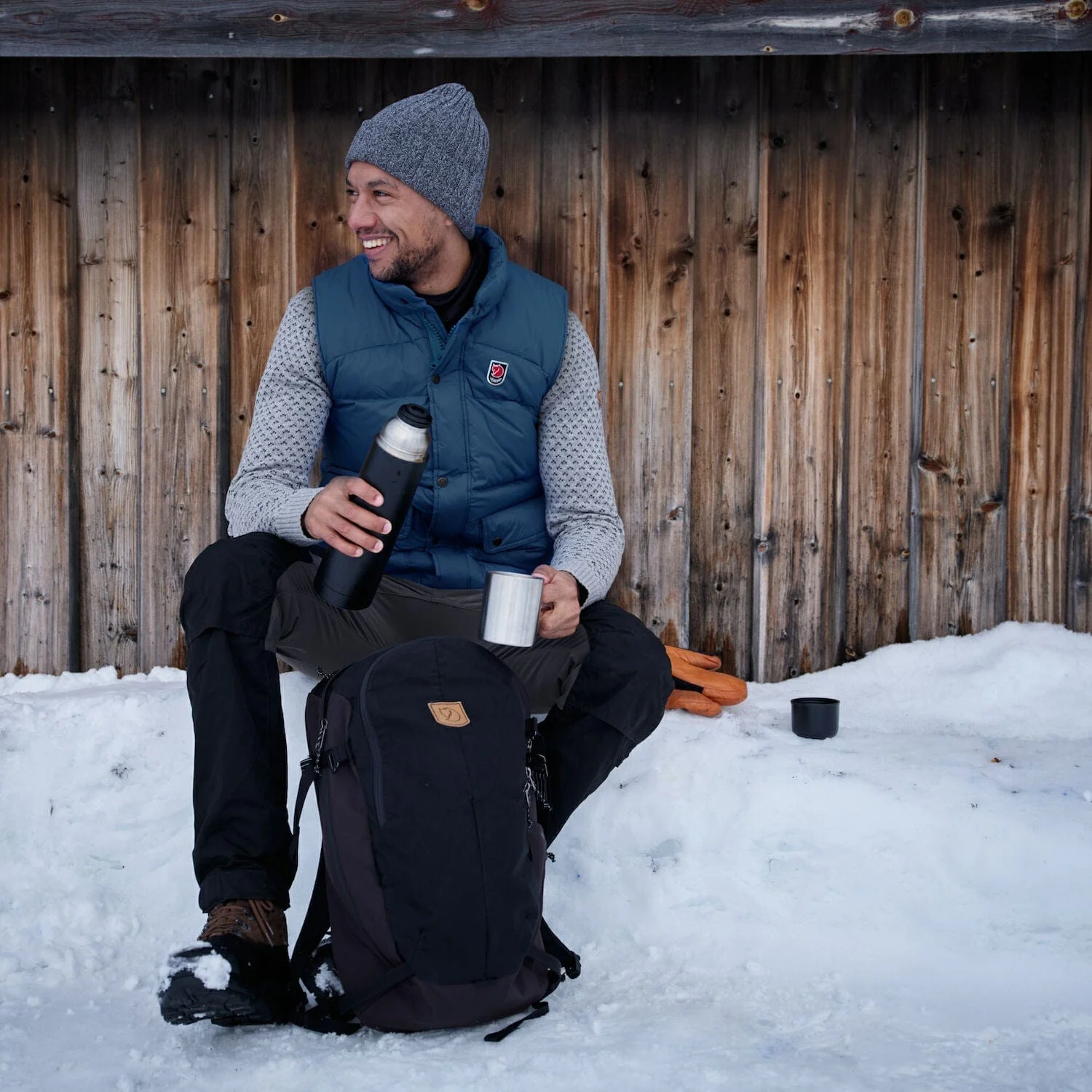 Expedition Down Lite Vest M - Image 8