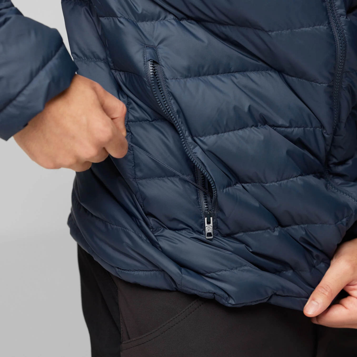 Expedition Pack Down Hoodie M - Image 12