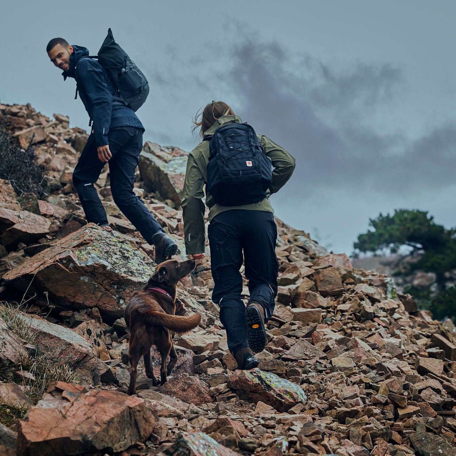 High Coast Hydratic Trail Jacket W - Image 16