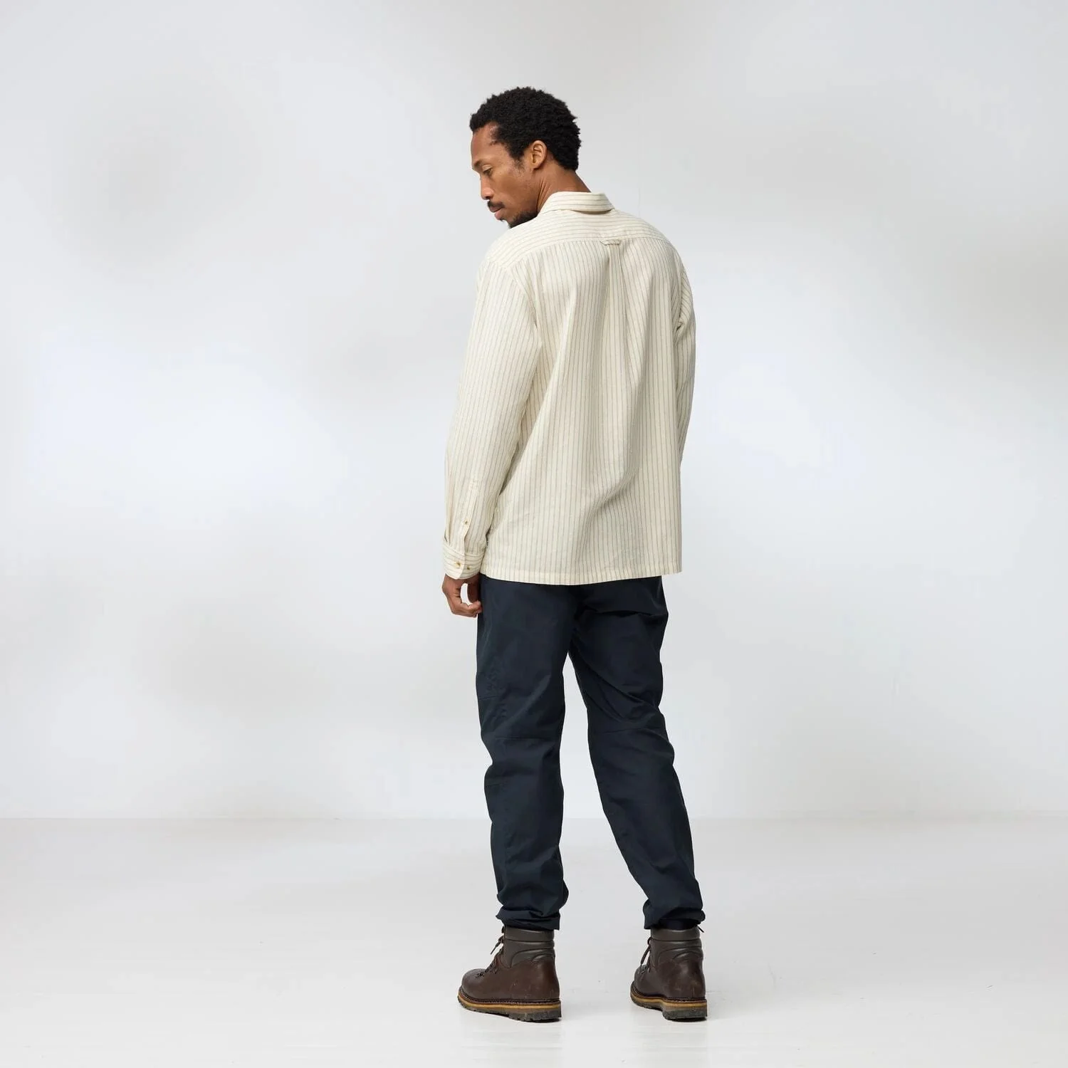 Övik Relaxed Hemp Shirt LS M - Image 3